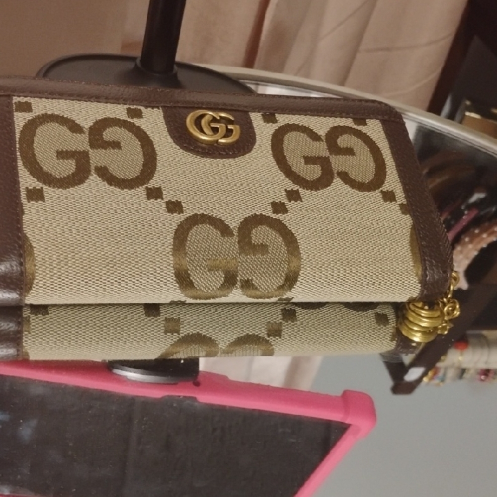 GG Canvas Wallet in Brown and Cream - Picture 9 of 11